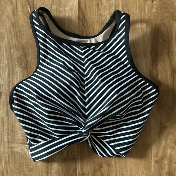 Swim top - Picture 5 of 7